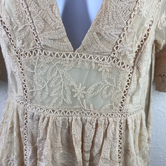 Free People Lace, lined, champagne, Empire waisted sz. 2 dress - Picture 4 of 14